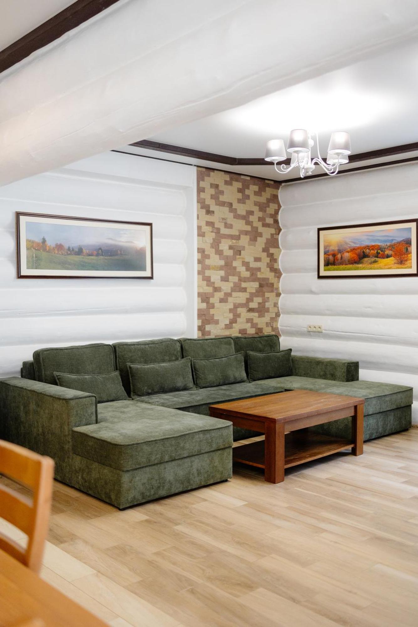 בוקובל Westhills Cottage Town & Spa מראה חיצוני תמונה