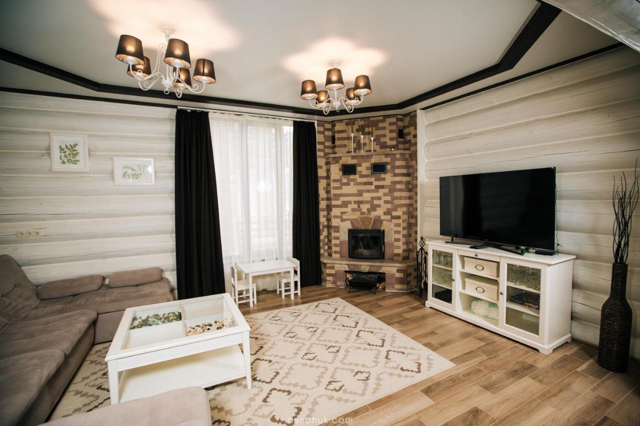 בוקובל Westhills Cottage Town & Spa מראה חיצוני תמונה