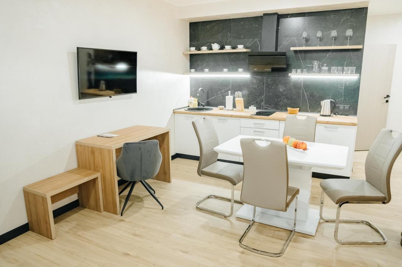 בוקובל Westhills Cottage Town & Spa מראה חיצוני תמונה